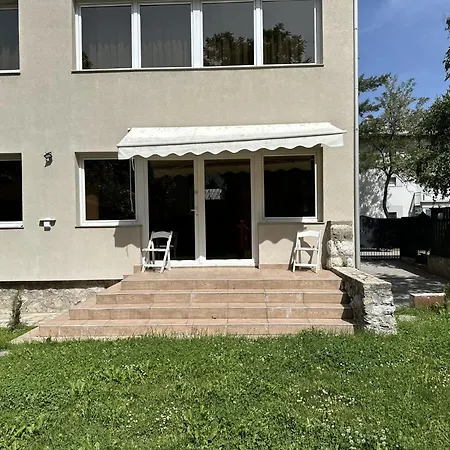 Villa Tradicional Center With Parking - Sarajevo