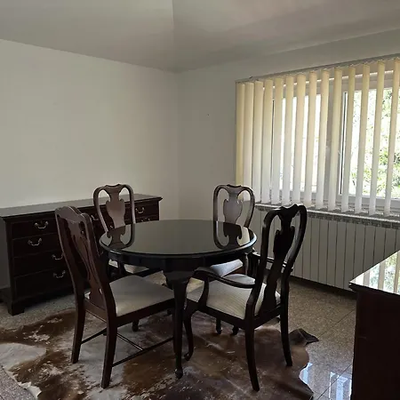 Tradicional Center With Parking - Saraybosna