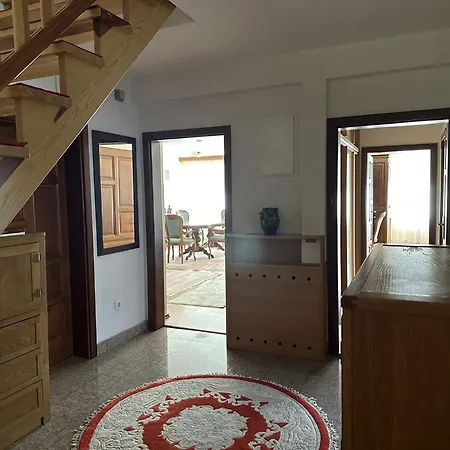 Villa Tradicional Center With Parking -